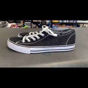 Men’s converse like shoes